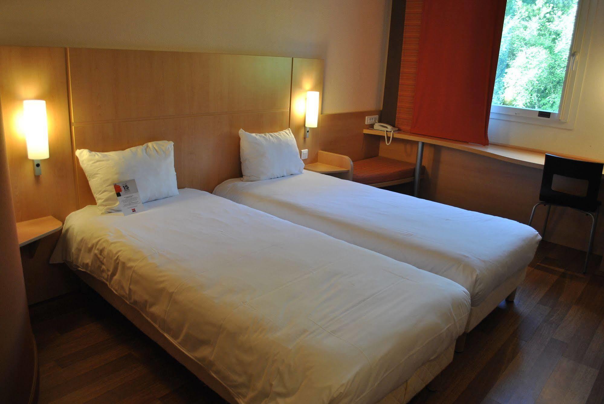 Ibis Loriol Le Pouzin Hotell Exteriör bild