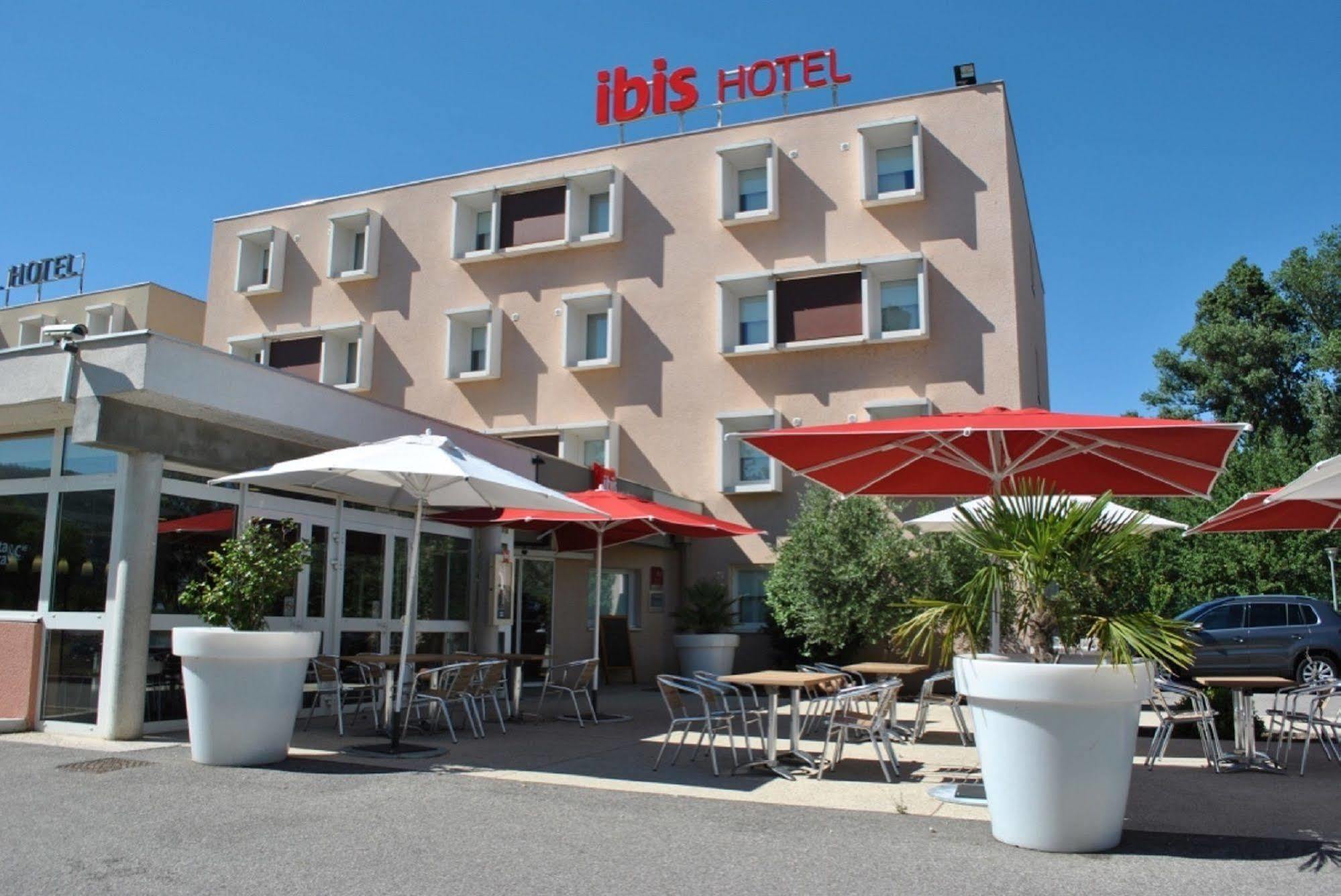 Ibis Loriol Le Pouzin Hotell Exteriör bild