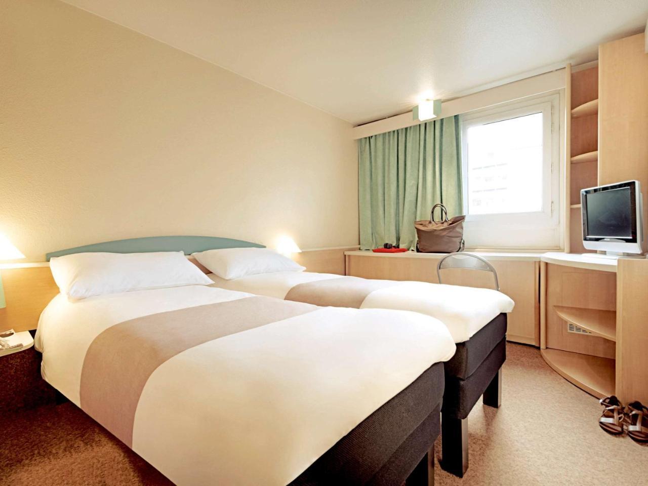 Ibis Loriol Le Pouzin Hotell Exteriör bild
